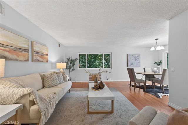 702 Park Avenue 210, South Pasadena, CA 91030