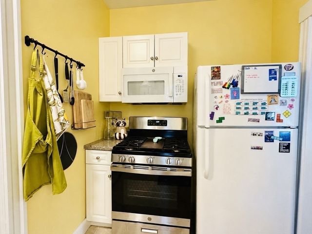 225 Belmont St 2, Belmont, MA 02478