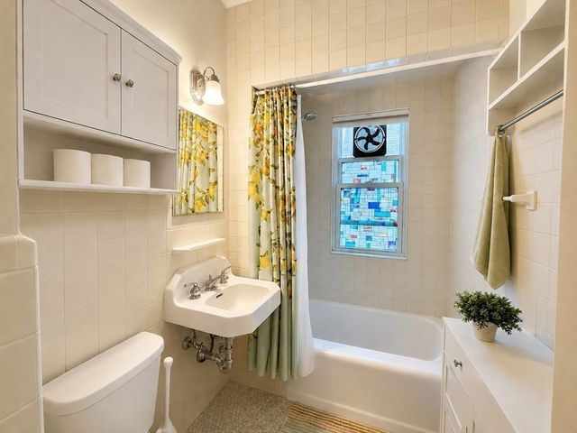 225 Belmont St 2, Belmont, MA 02478