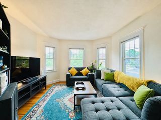 225 Belmont St 2, Belmont, MA 02478