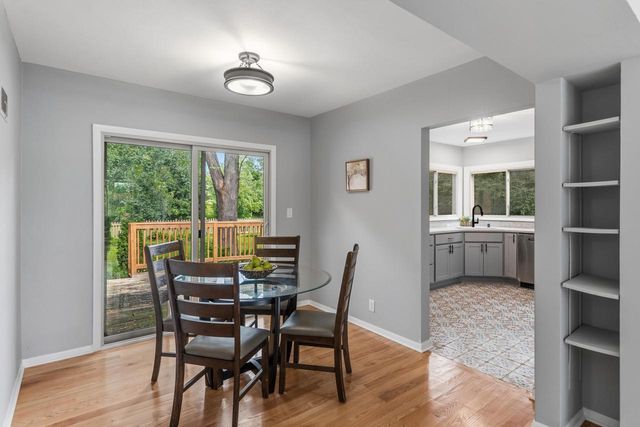 4418 W Mequon ROAD, Mequon, WI 53092