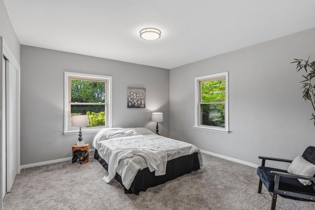 4418 W Mequon ROAD, Mequon, WI 53092