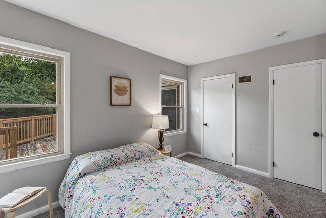 4418 W Mequon ROAD, Mequon, WI 53092