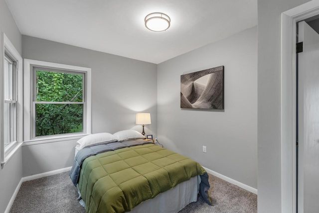 4418 W Mequon ROAD, Mequon, WI 53092