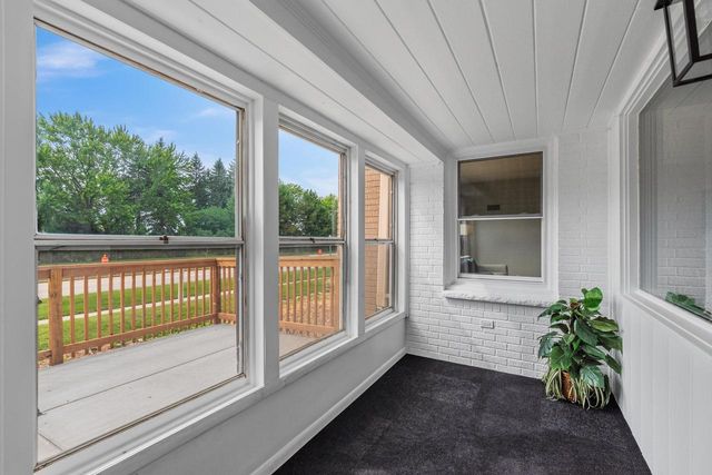 4418 W Mequon ROAD, Mequon, WI 53092