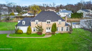 5 Wenning Court, Oakhurst, NJ 07755