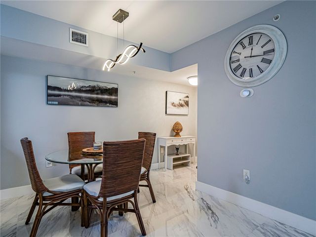 1550 S 42nd Circle 107, Vero Beach, FL 32967