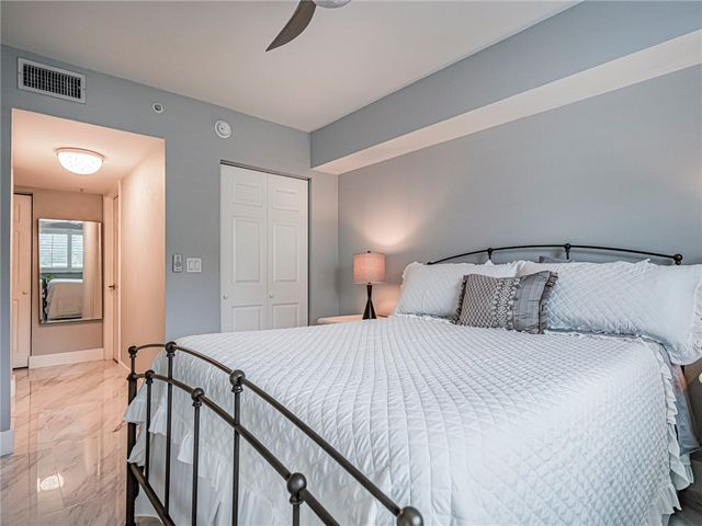 1550 S 42nd Circle 107, Vero Beach, FL 32967