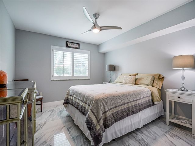 1550 S 42nd Circle 107, Vero Beach, FL 32967