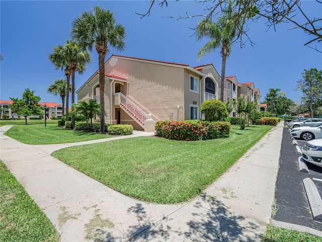 1550 S 42nd Circle 107, Vero Beach, FL 32967