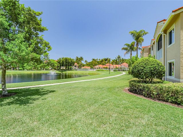 1550 S 42nd Circle 107, Vero Beach, FL 32967