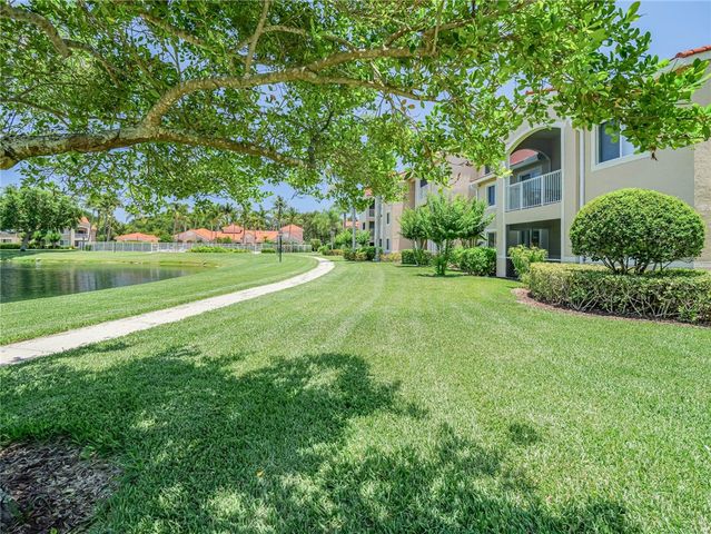 1550 S 42nd Circle 107, Vero Beach, FL 32967