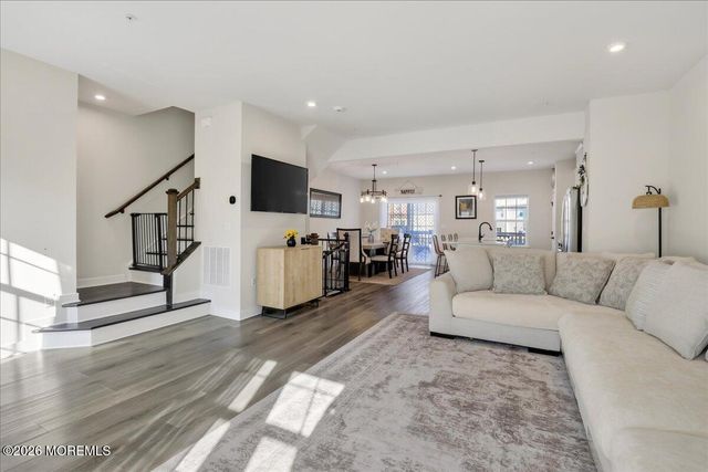 77 Anchor Way, Cliffwood, NJ 07721