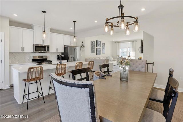 77 Anchor Way, Cliffwood, NJ 07721