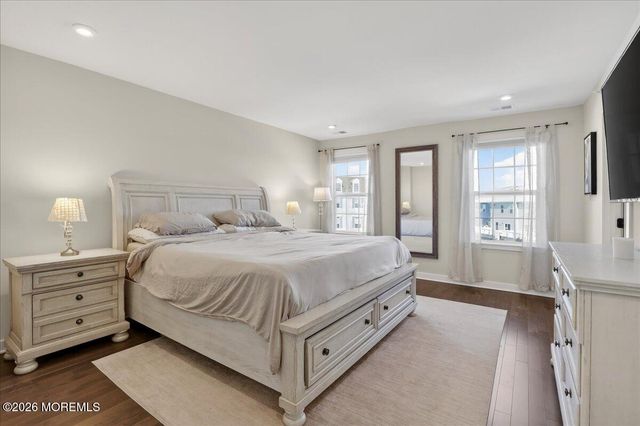 77 Anchor Way, Cliffwood, NJ 07721