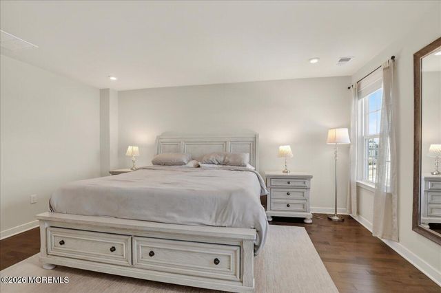 77 Anchor Way, Cliffwood, NJ 07721