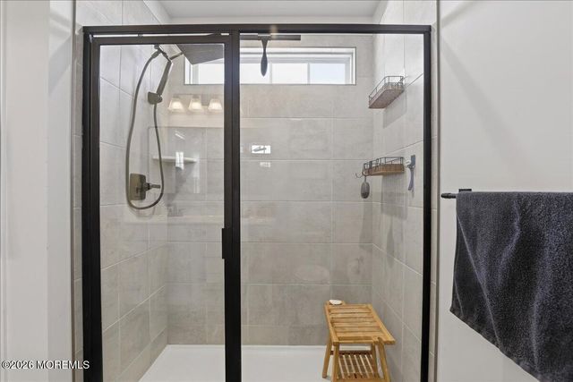 77 Anchor Way, Cliffwood, NJ 07721