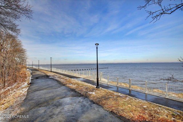 77 Anchor Way, Cliffwood, NJ 07721