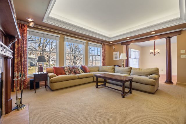 743 53rd Street, Des Moines, IA 50312