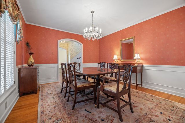 743 53rd Street, Des Moines, IA 50312