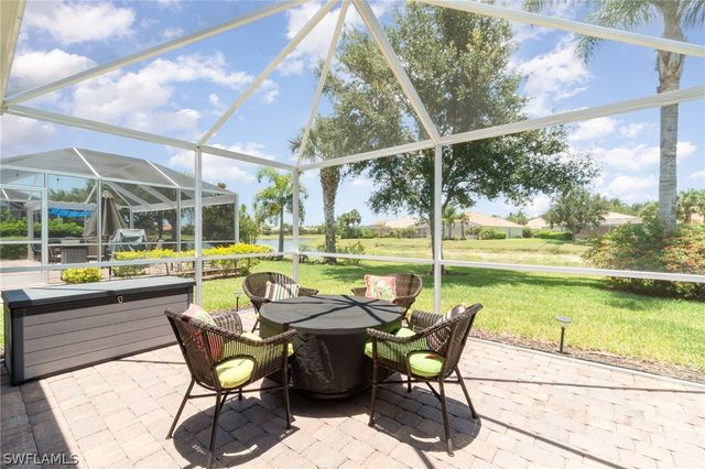 15142 Reef LN, Bonita Springs, FL 34135