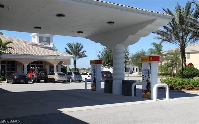 15142 Reef LN, Bonita Springs, FL 34135