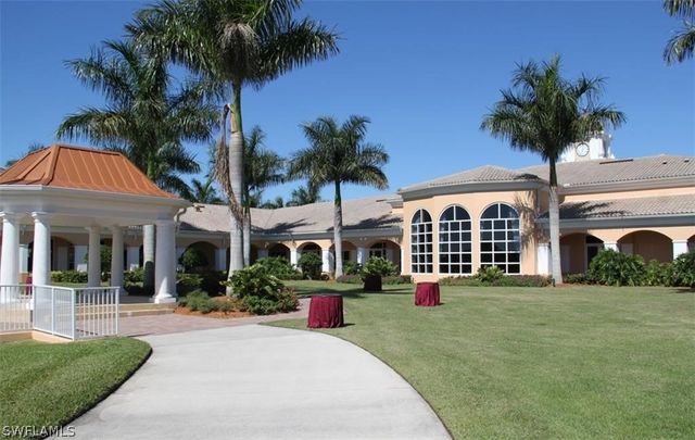 15142 Reef LN, Bonita Springs, FL 34135