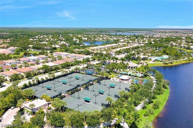 15142 Reef LN, Bonita Springs, FL 34135