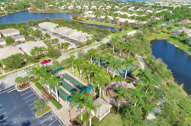 15142 Reef LN, Bonita Springs, FL 34135