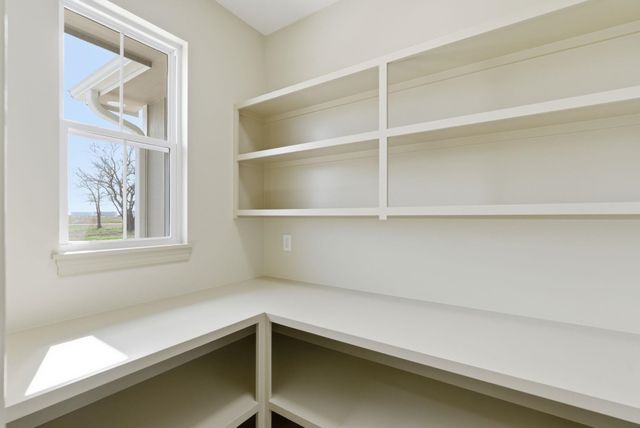 3680 SW 10th St, El Dorado, KS 67042