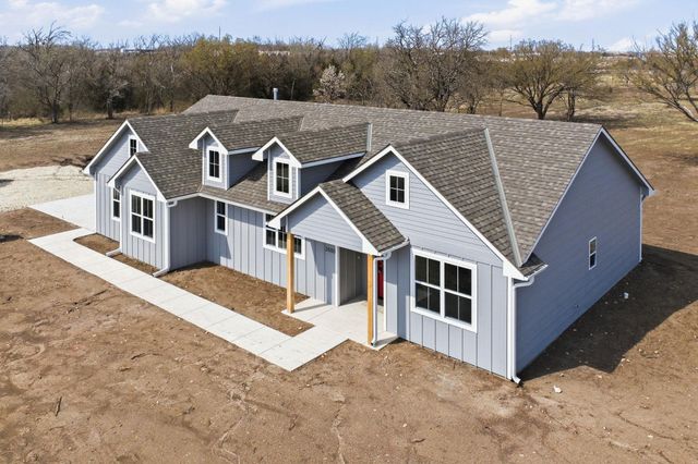 3680 SW 10th St, El Dorado, KS 67042