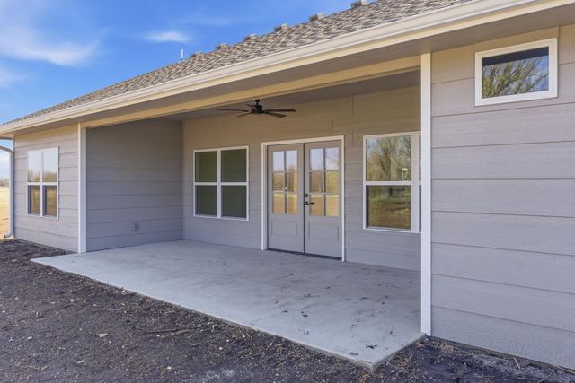 3680 SW 10th St, El Dorado, KS 67042