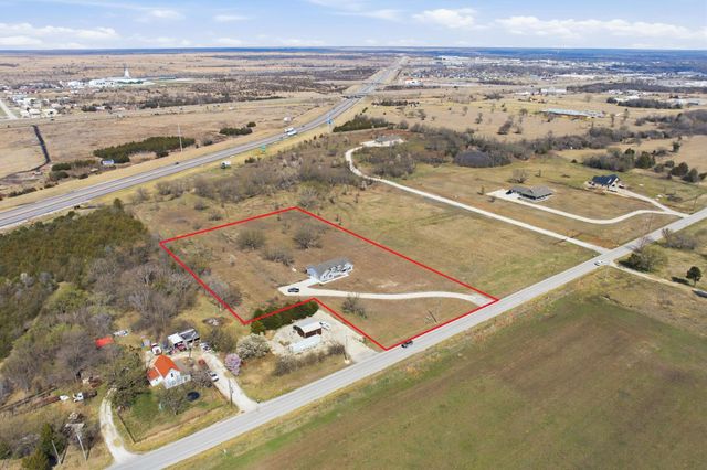 3680 SW 10th St, El Dorado, KS 67042