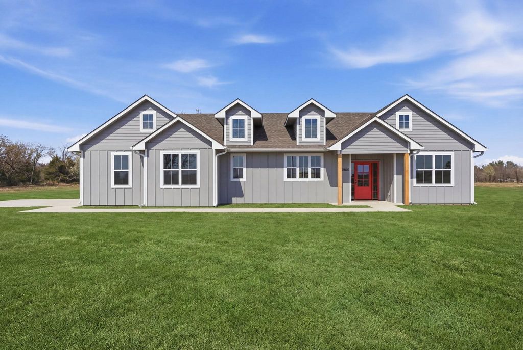 3680 SW 10th St, El Dorado, KS 67042