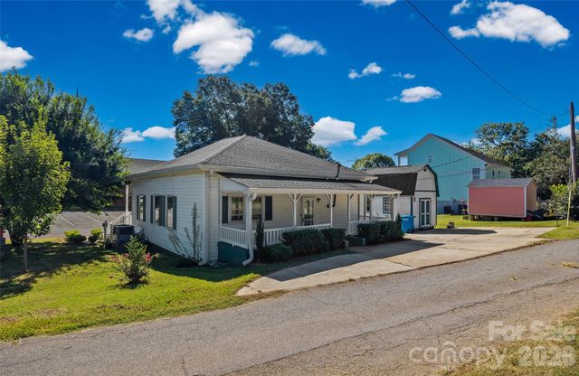103 6th Street, Cramerton, NC 28032
