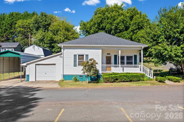 103 6th Street, Cramerton, NC 28032