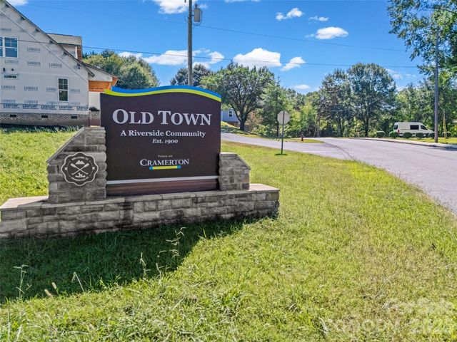 103 6th Street, Cramerton, NC 28032