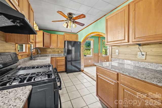 103 6th Street, Cramerton, NC 28032