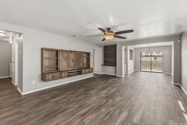 9843 Carswell Peak, San Antonio, TX 78245