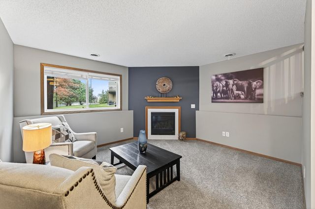 17700 71st Avenue N, Maple Grove, MN 55311