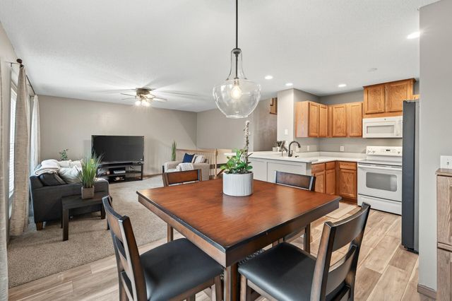 17700 71st Avenue N, Maple Grove, MN 55311