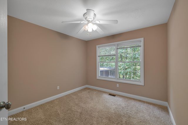 18 Bingham Way, Crossville, TN 38558