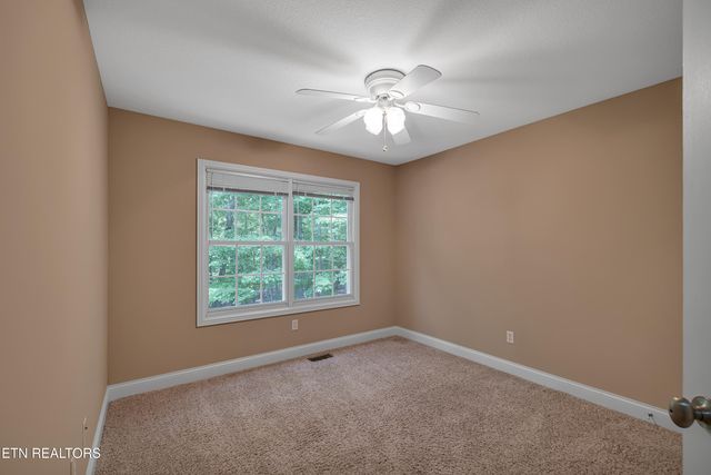 18 Bingham Way, Crossville, TN 38558