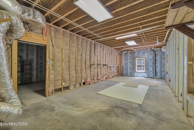 18 Bingham Way, Crossville, TN 38558