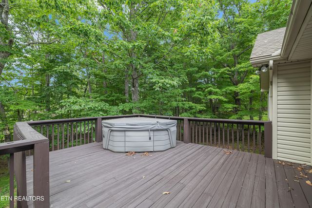 18 Bingham Way, Crossville, TN 38558