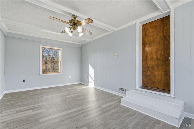 2412 lynch mill Road, Altavista, VA 24517