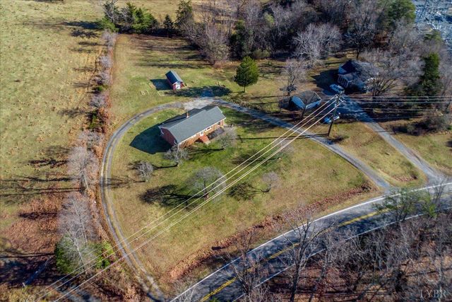 2412 lynch mill Road, Altavista, VA 24517