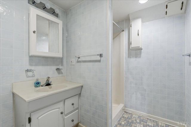 2412 lynch mill Road, Altavista, VA 24517