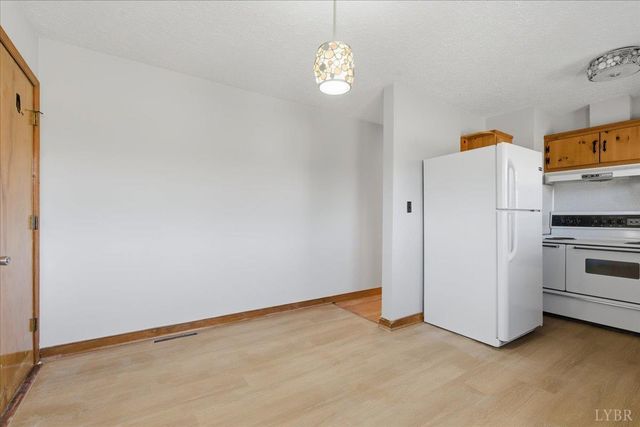 2412 lynch mill Road, Altavista, VA 24517