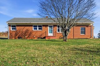 2412 lynch mill Road, Altavista, VA 24517